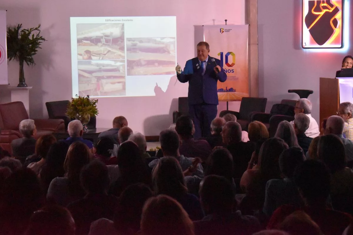 A tres meses del terremoto: expertos hablan de la necesidad de articular estrategias para fortalecer la prevención