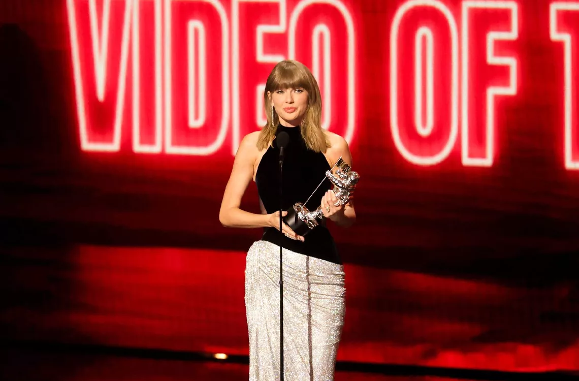 Taylor Swift hace historia en los MTV VMA al convertirse en la artista más premiada