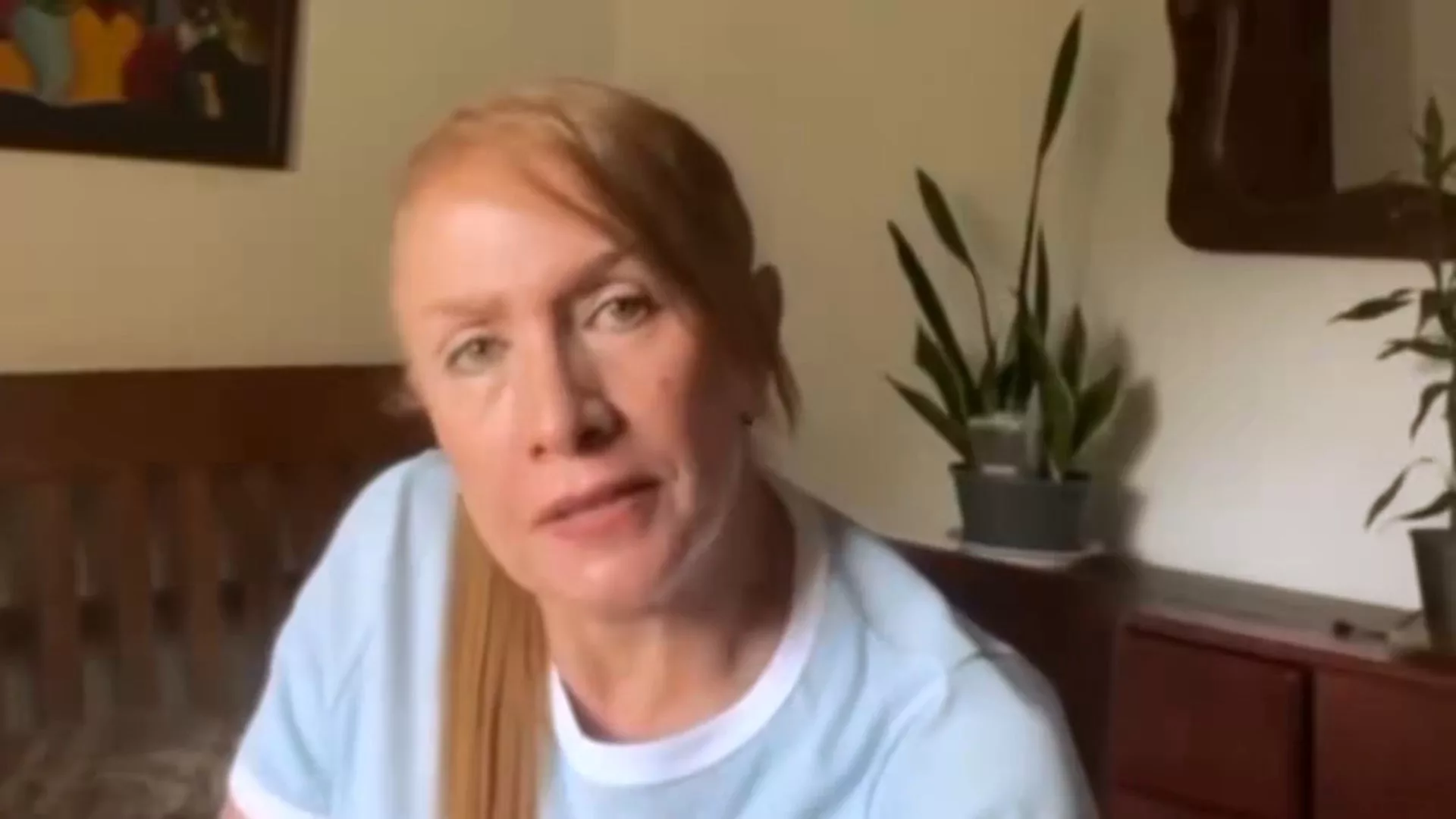 Educadora rechaza cifras oficiales y expone los verdaderos ingresos de los docentes