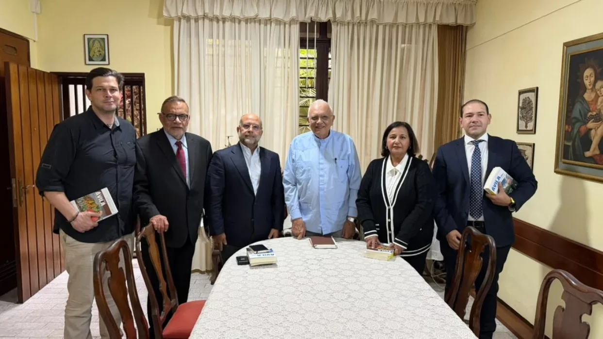 Delegación de la AN de 2015 se reunió con el cardenal Baltazar Porras