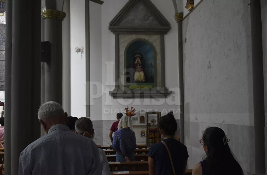 Devotos conmemoraron los 374 años de la aparición de la Virgen de Coromoto
