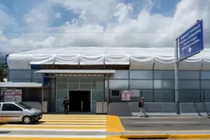 Tras dos meses de cierre por los sismos, el Aeropuerto de Maiquetía retoma vuelos este 1º de septiembre