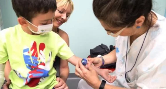 Sin medicinas ni reactivos: el alto costo de sobrevivir a la fibrosis quística en Venezuela