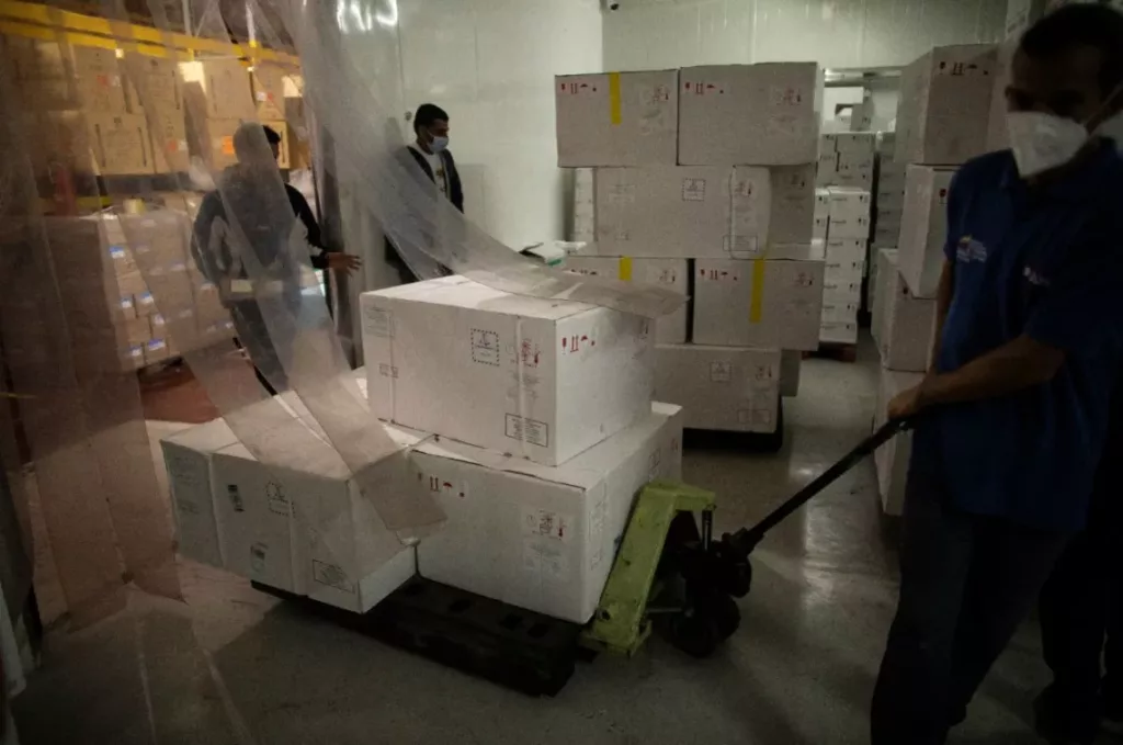 Venezuela recibe un millón de dosis de vacunas contra la difteria y el tétanos