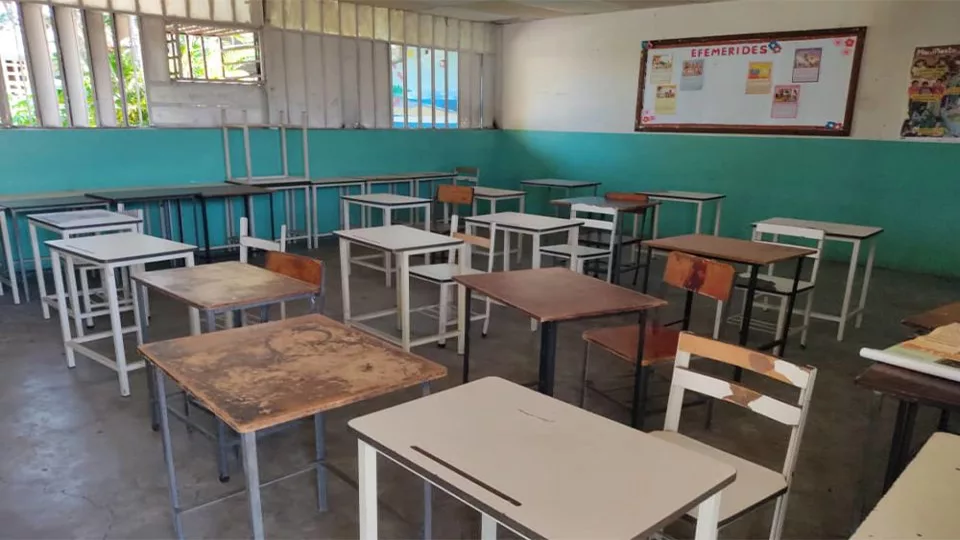 Poca presencia de estudiantes en inicio del año escolar en La Guaira