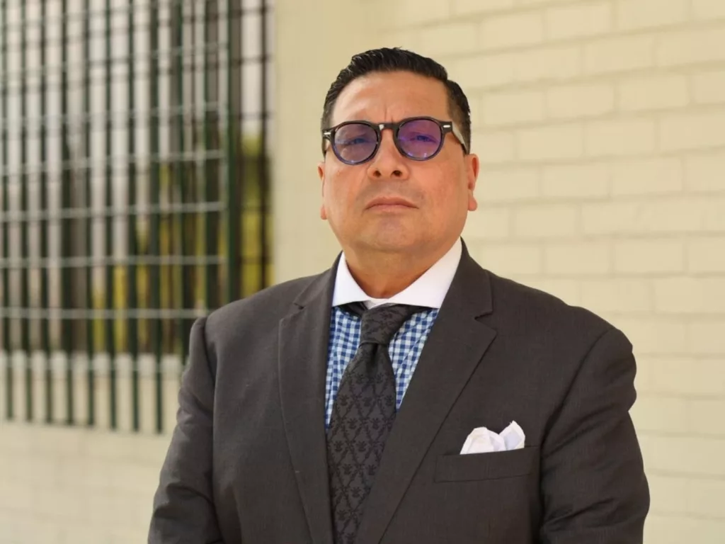 Omar Mora Tosta exige liberación de presos políticos y denuncia persecución judicial ante la ONU