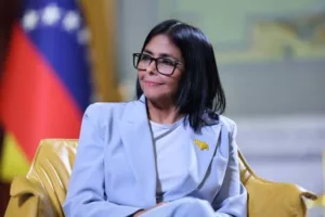 Delcy Rodríguez solicitó reformar la Ley Contra el Odio