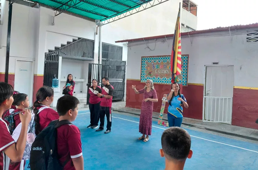 Docentes deberían conocer lengua de señas, afirma la Asociación de Sordos de Lara