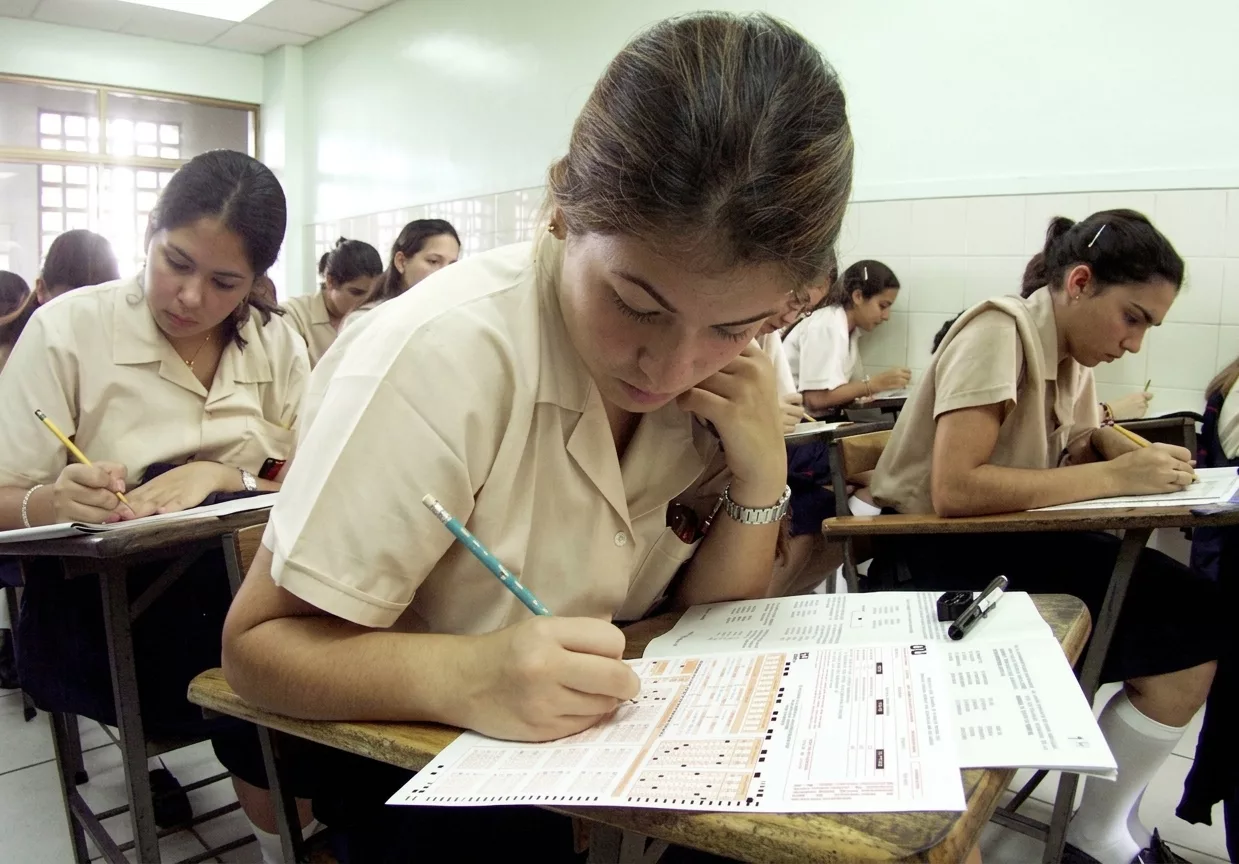 ¿Por qué la falta de acompañamiento parental afecta el rendimiento escolar?