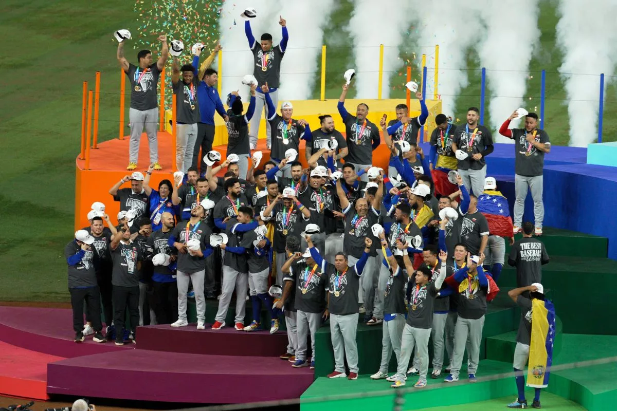 Campeones del Clásico Mundial y tres peloteros históricos son exaltados al Salón de la Fama del Beisbol Venezolano