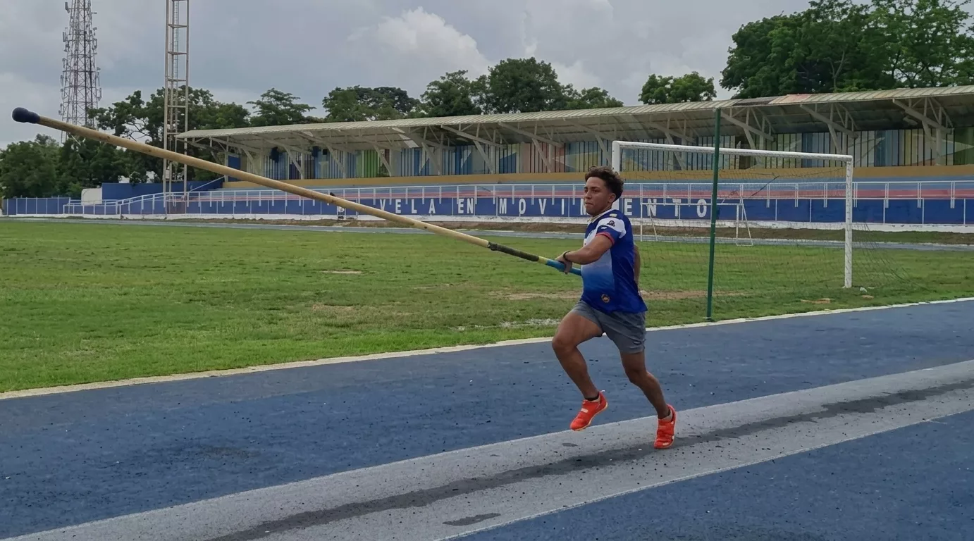 El atleta larense Enmanuel Chávez se prepara para los Juegos Olímpicos de la Juventud