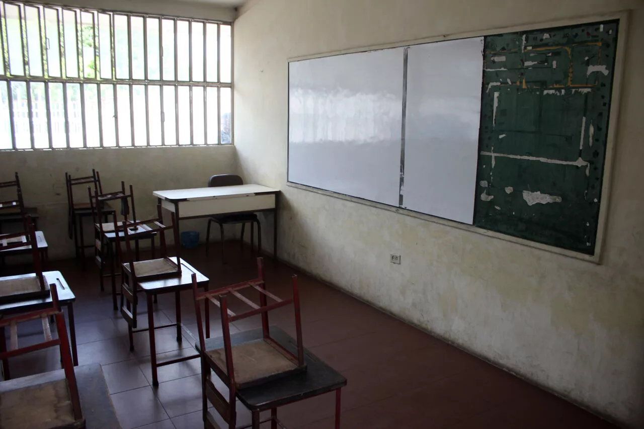 Reportan casos de intoxicación en instituciones educativas de Lara y Trujillo