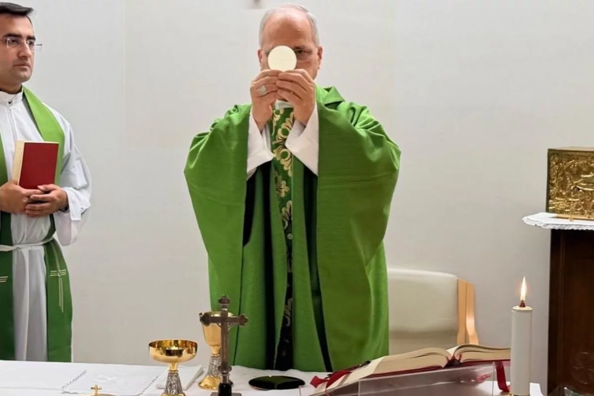El Papa León XIV oficia misa en el Hospital Gemelli mientras avanza favorablemente en su recuperación