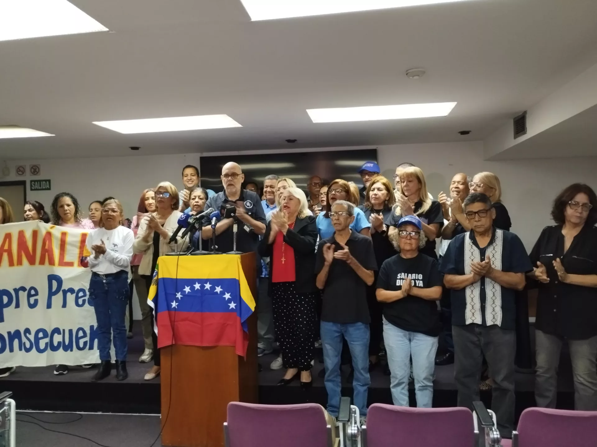 Trabajadores de los sectores educativo, salud y universitario llaman a protestar este #29Oct por mejoras salariales