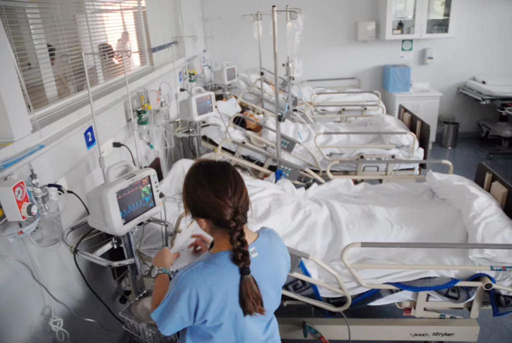 Hospitales y Salas de Procedimientos
