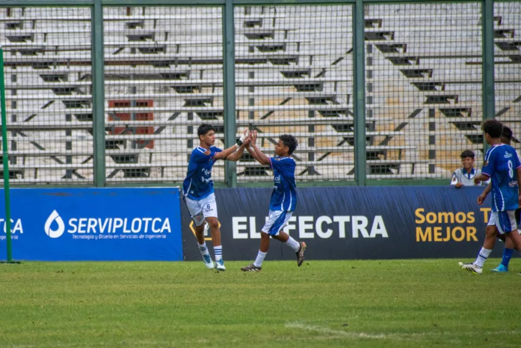 Lara se prepara para la fase final de los nacionales Sub-14