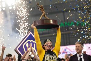 William Contreras gana el premio MVP de la Serie Mundial