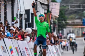 José Urián gana la tercera etapa de la Vuelta a Venezuela