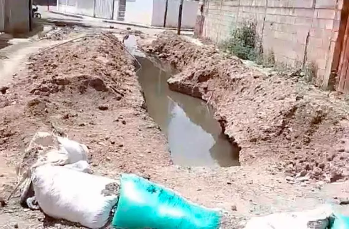 Habitantes del sector Cruz de Mayo en Siquisique acumulan tres meses entre aguas servidas
