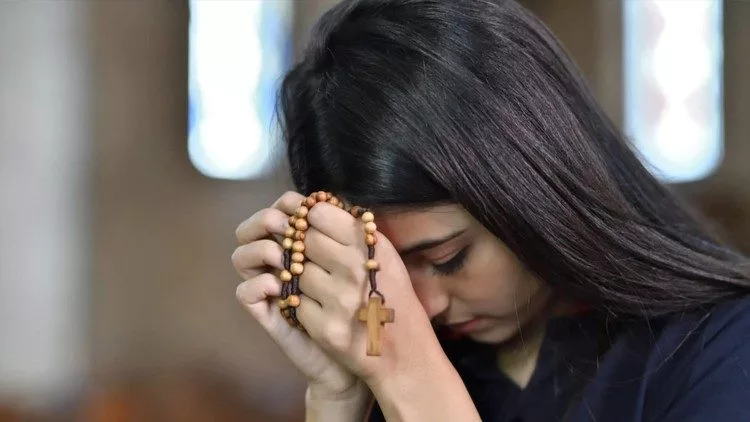 Un millón de niños rezarán el Rosario en Venezuela