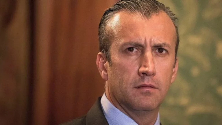 Tareck El Aissami rechaza renunciar a su nacionalidad y niega pedir extradición