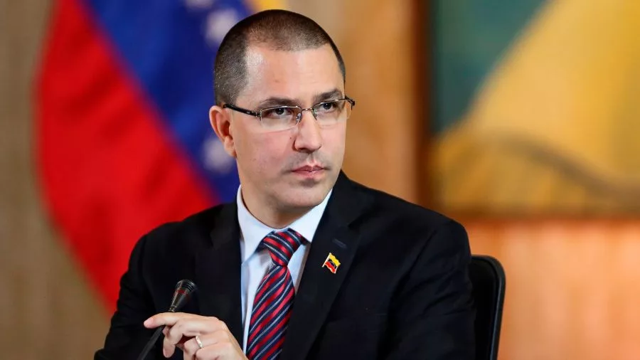 Arreaza tras el regreso de MCM: “El diálogo no busca la desaparición del otro, sino crear condiciones para el ejercicio de la política”
