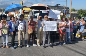 Habitantes de El Jebe protestan tras 25 días sin el servicio de agua potable