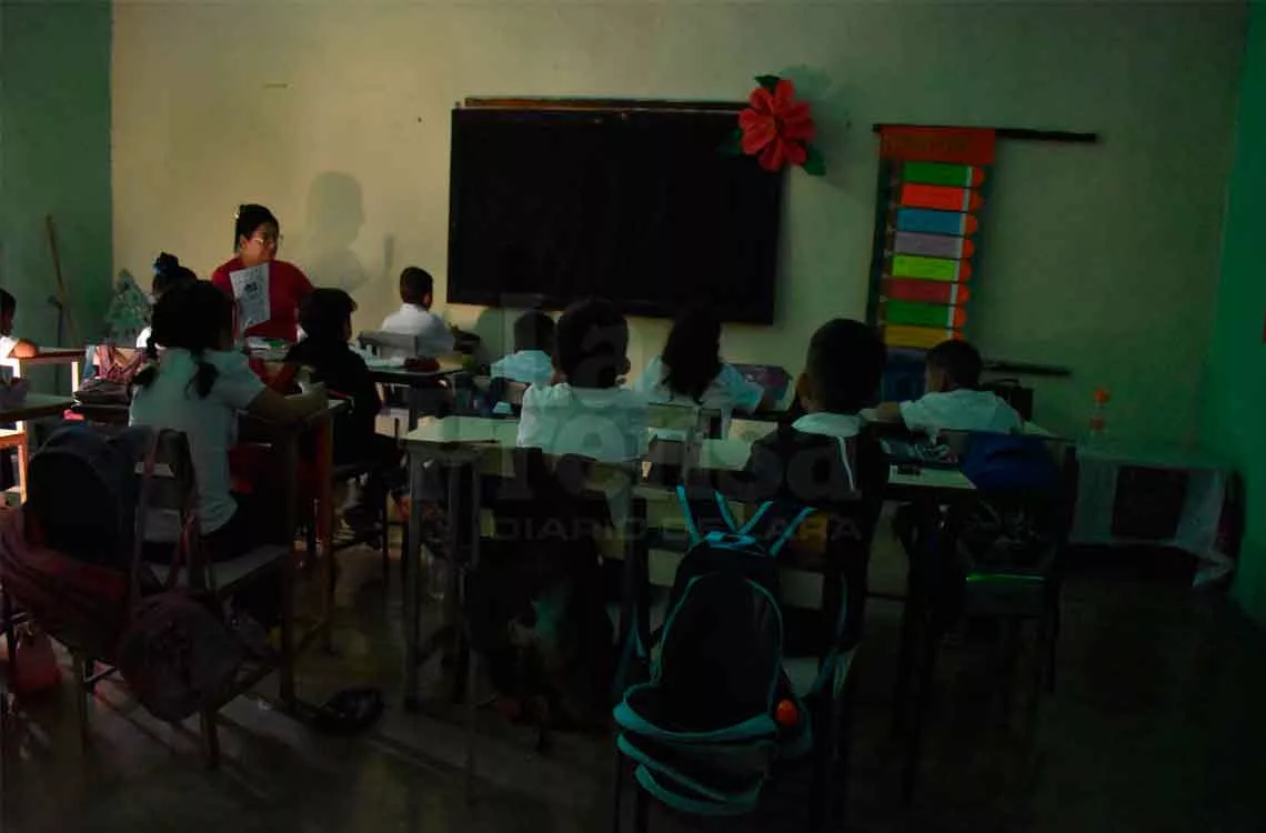 Fallas de servicios exponen a los niños al estrés y a la fatiga